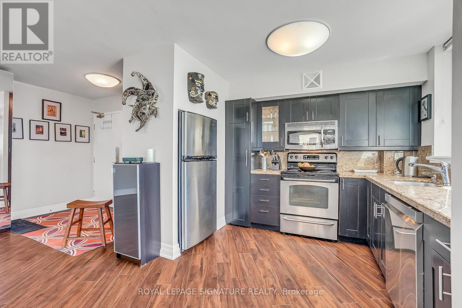 #1702 250 QUEENS QUAY W - 5