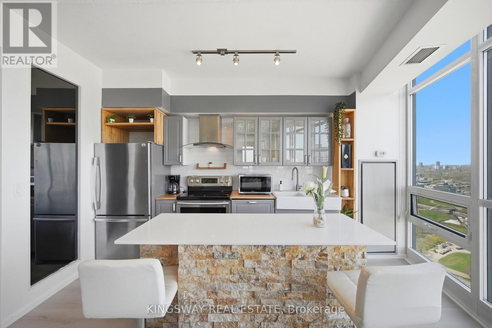 #3211 215 FORT YORK BOULEVARD - 6
