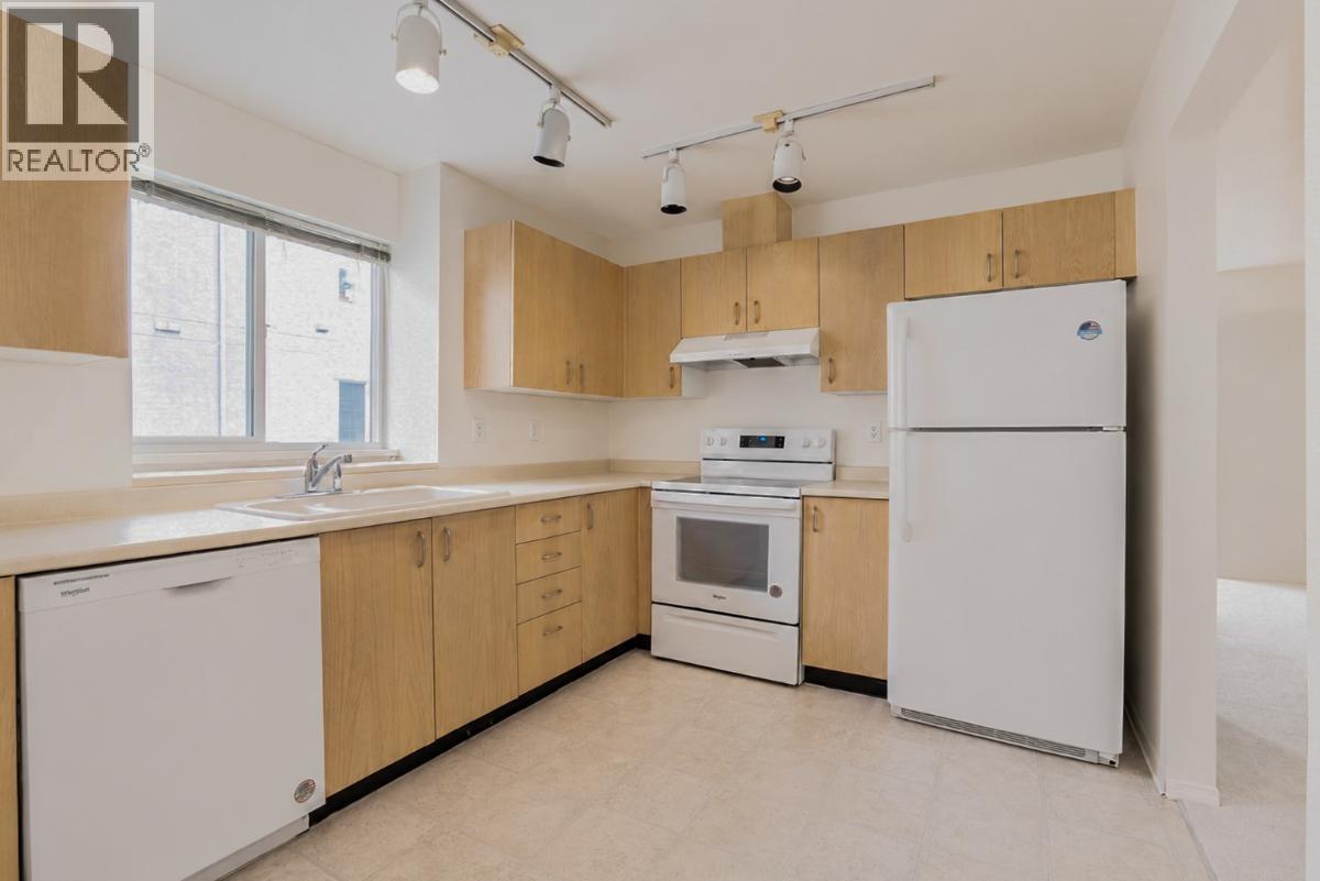 201 7560 MOFFATT ROAD, Richmond