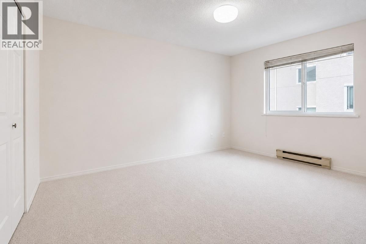 201 7560 MOFFATT ROAD, Richmond