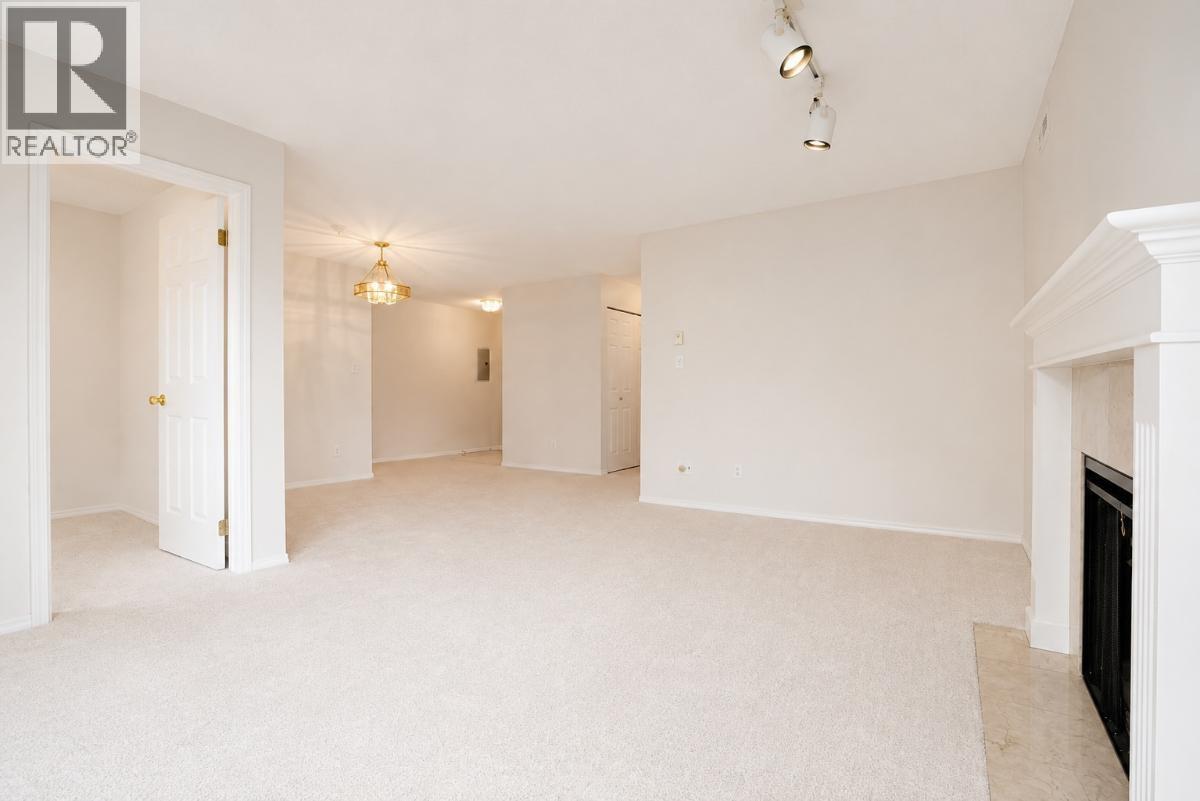 201 7560 MOFFATT ROAD, Richmond