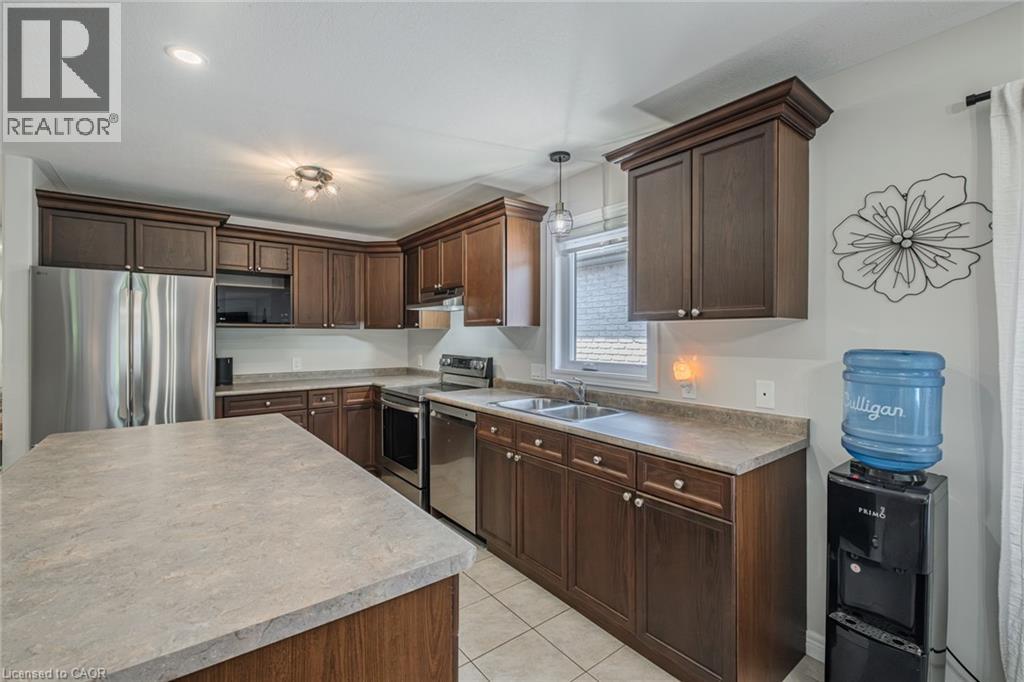 3-bedroom home for sale at 46 PHEASANT Trail, Port Dover ON · photo 11 of 41
