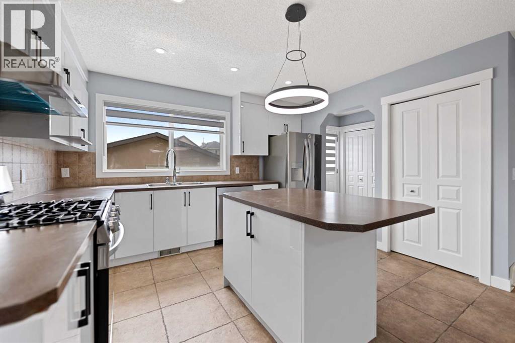 11 Saddlebrook Gardens NE - 16