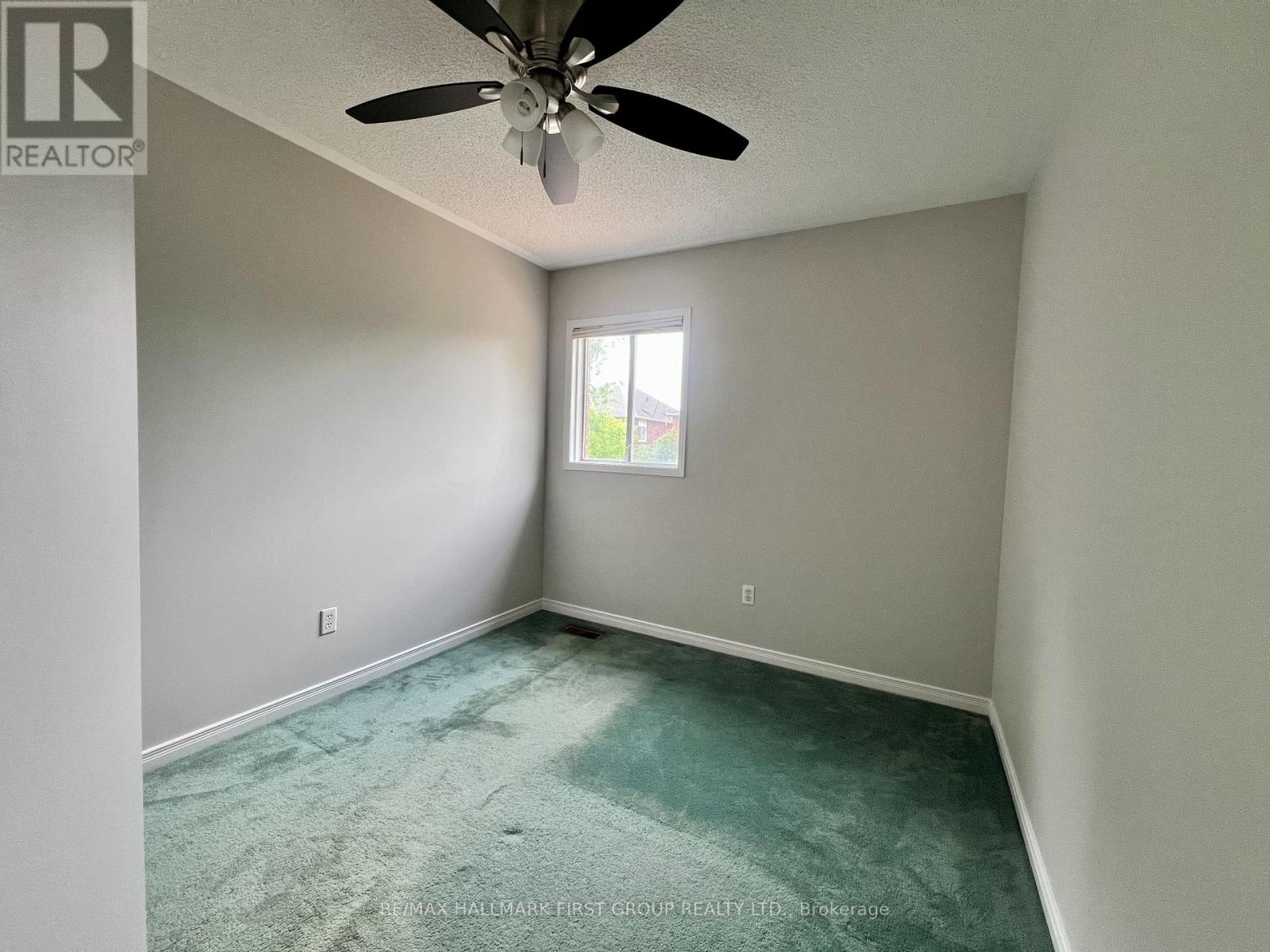 101 BOOTH CRESCENT - 38