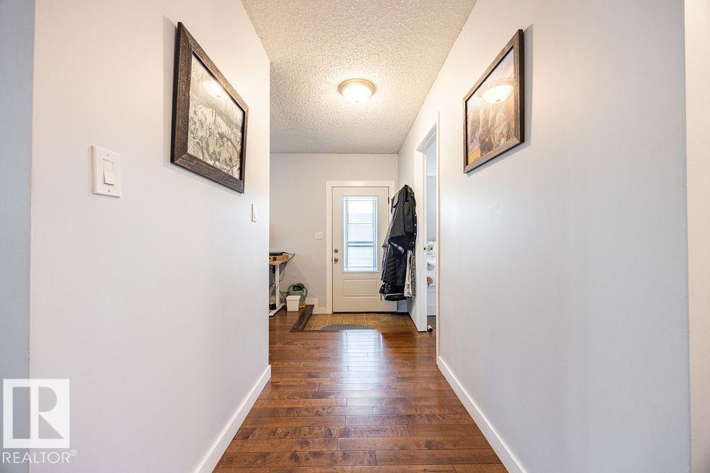 17932 93 AV NW - 5