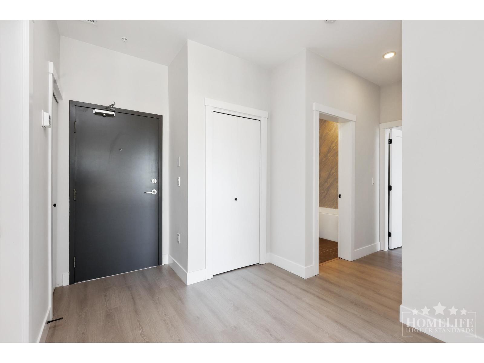 306 14858 60 AVENUE, Surrey