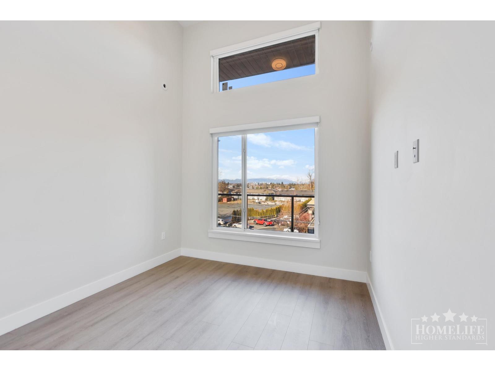306 14858 60 AVENUE, Surrey