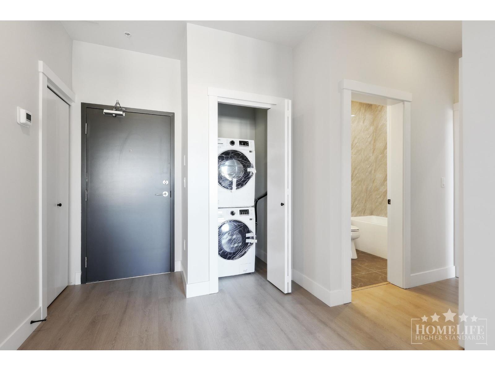 306 14858 60 AVENUE, Surrey