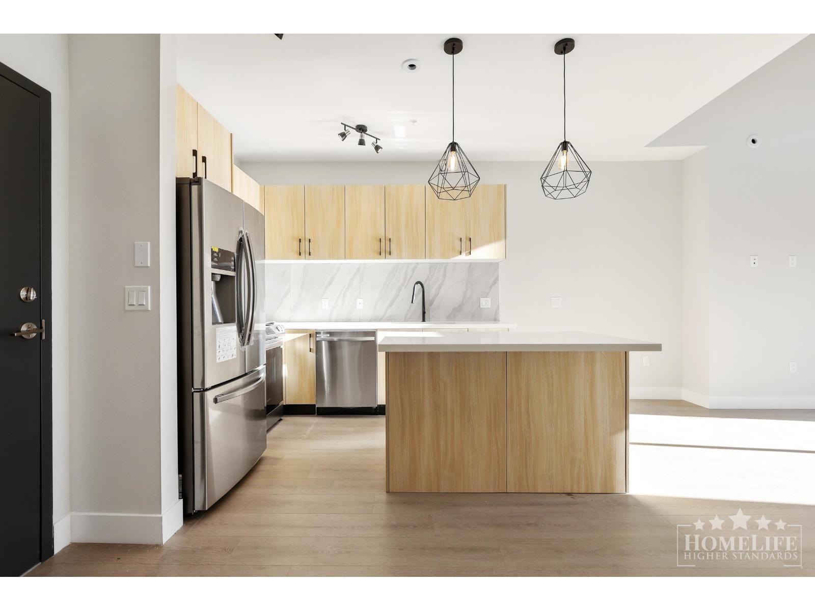 304 14858 60 AVENUE, Surrey