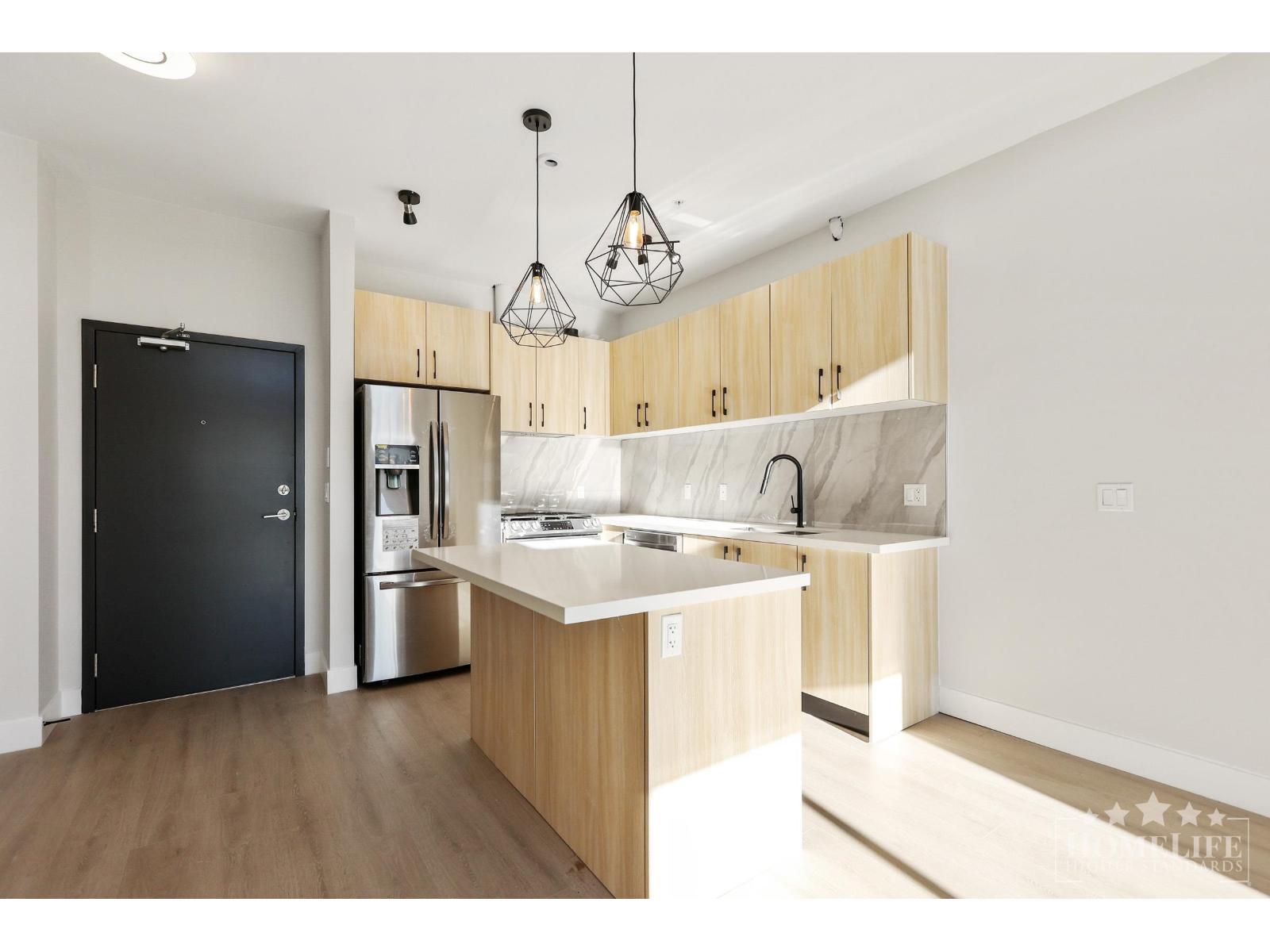 304 14858 60 AVENUE, Surrey