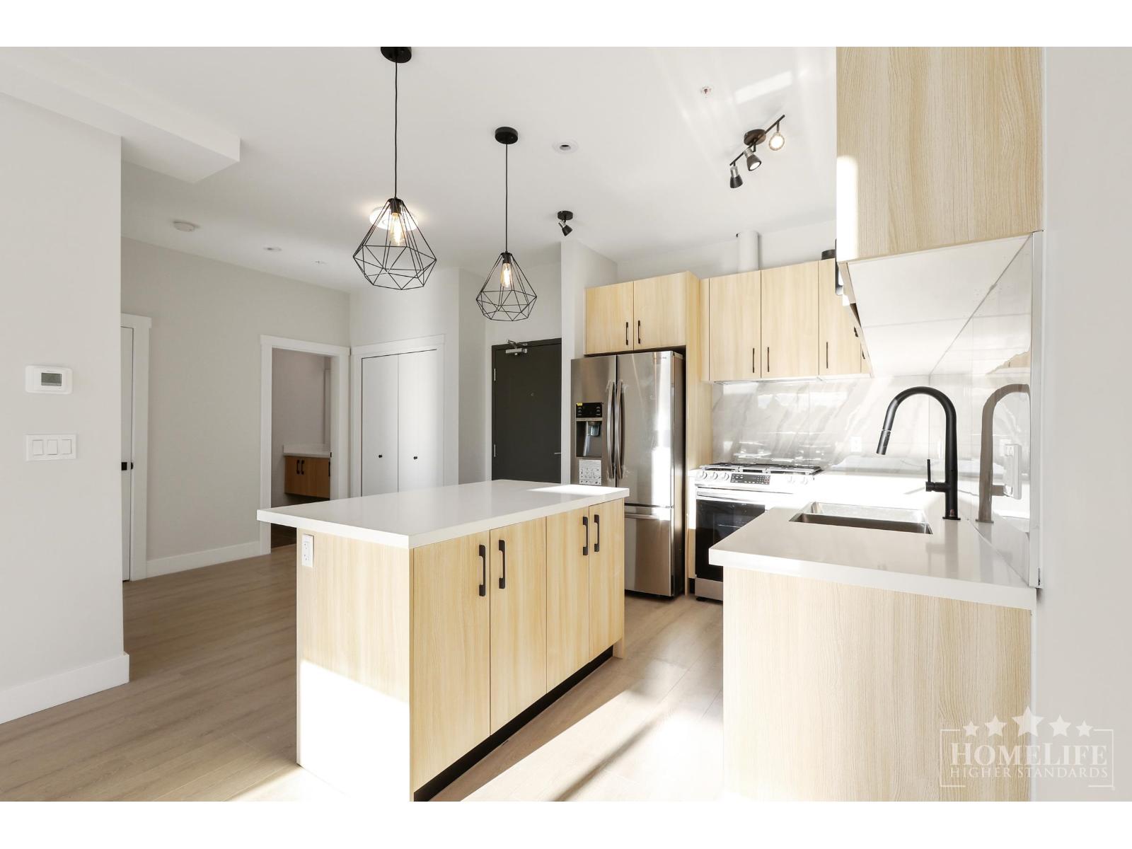 304 14858 60 AVENUE, Surrey