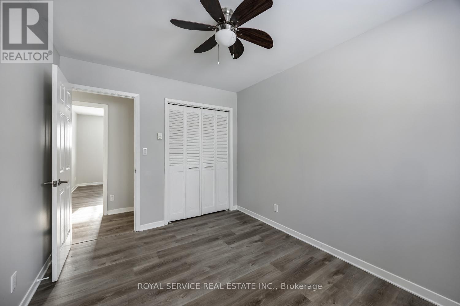 13 CREEK STREET - 14