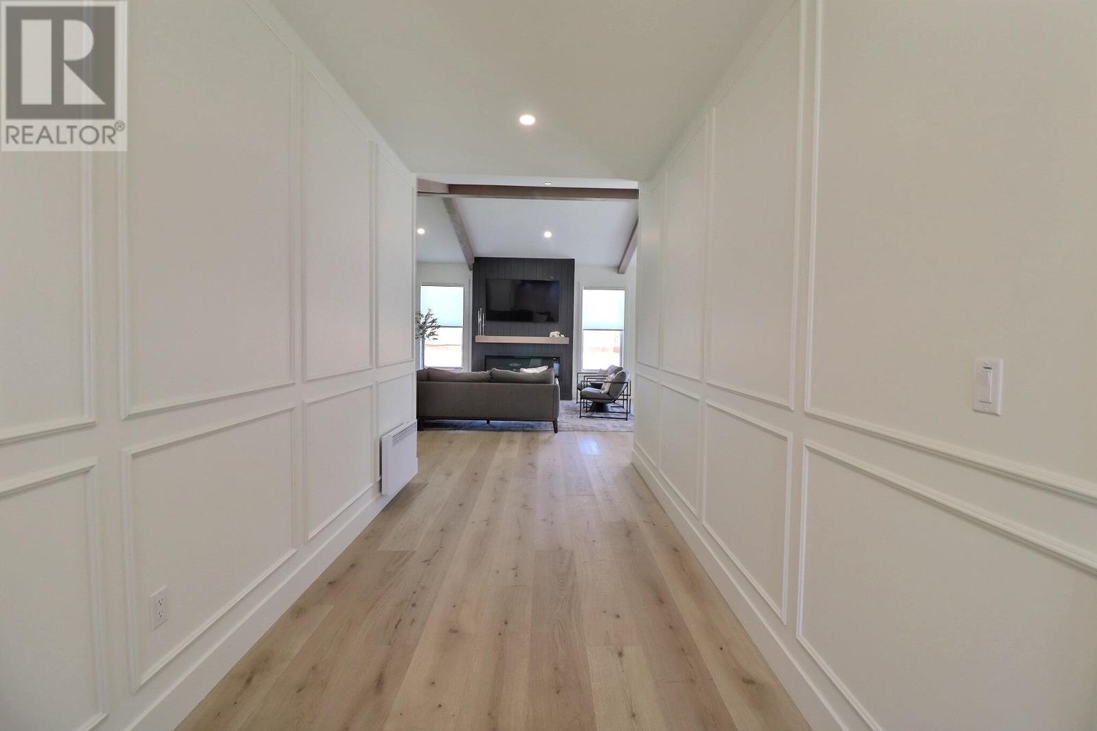 18 Neill Drive - 23