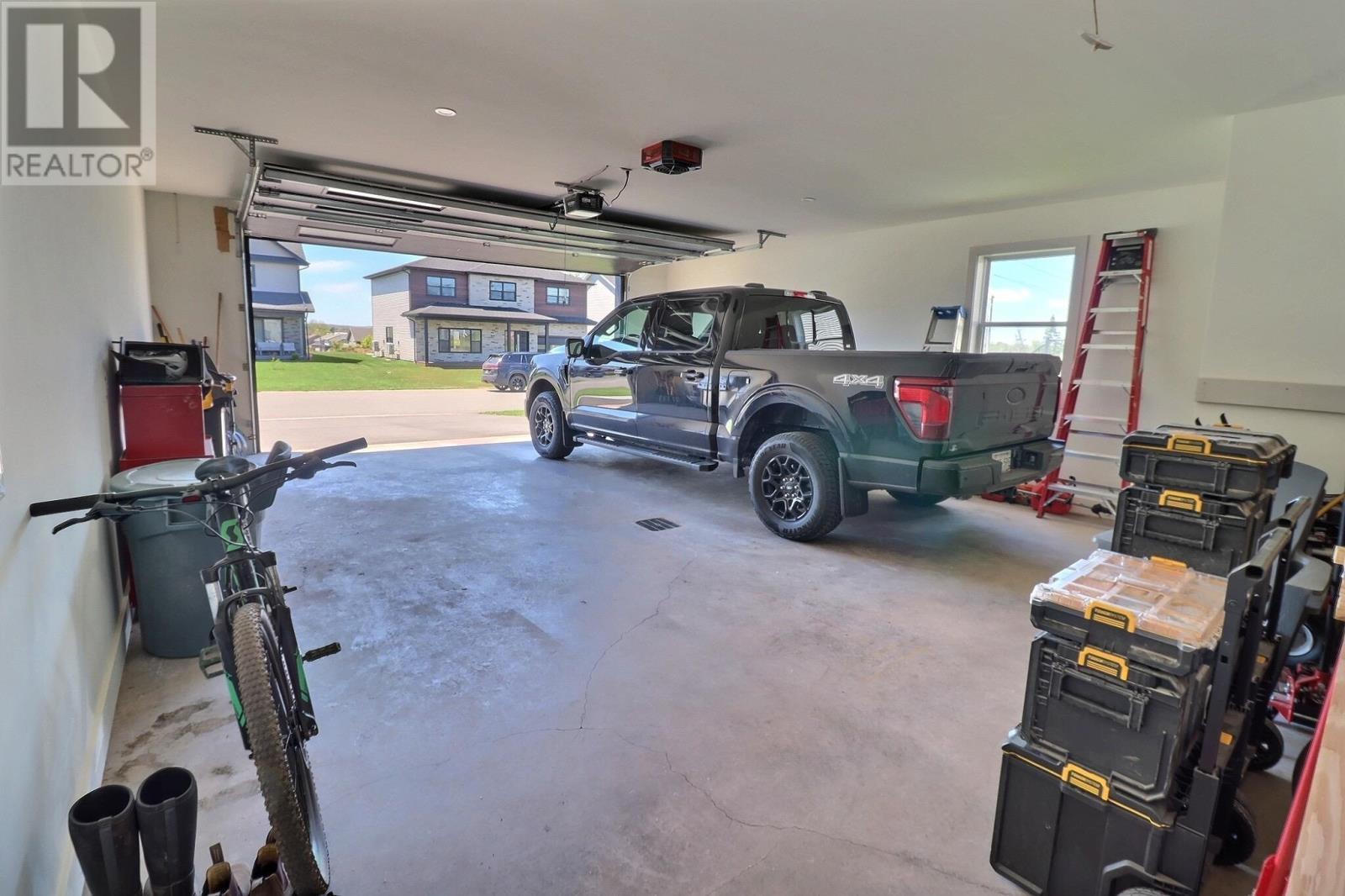 18 Neill Drive - 26