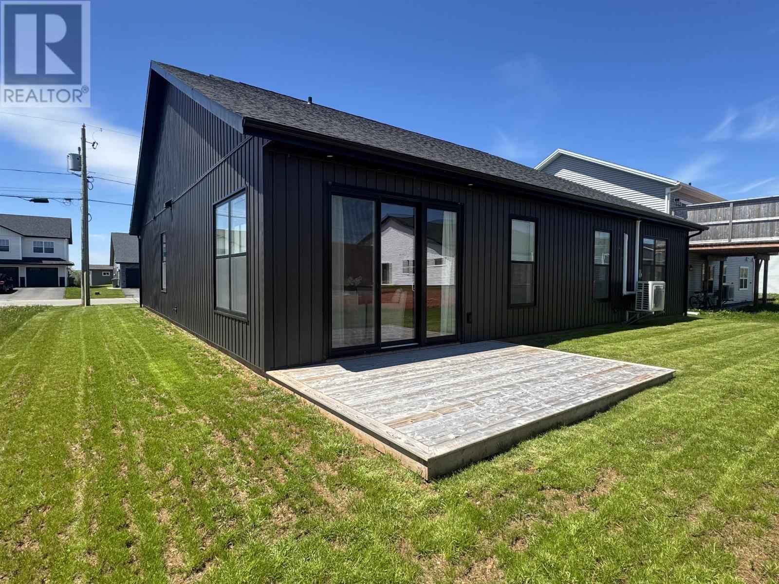 18 Neill Drive - 4