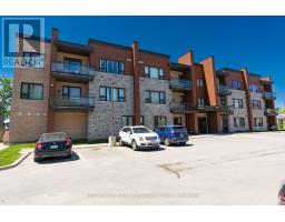 104 - 263 Butler Street, Lucan Biddulph, ON N0M2J0 Photo 10