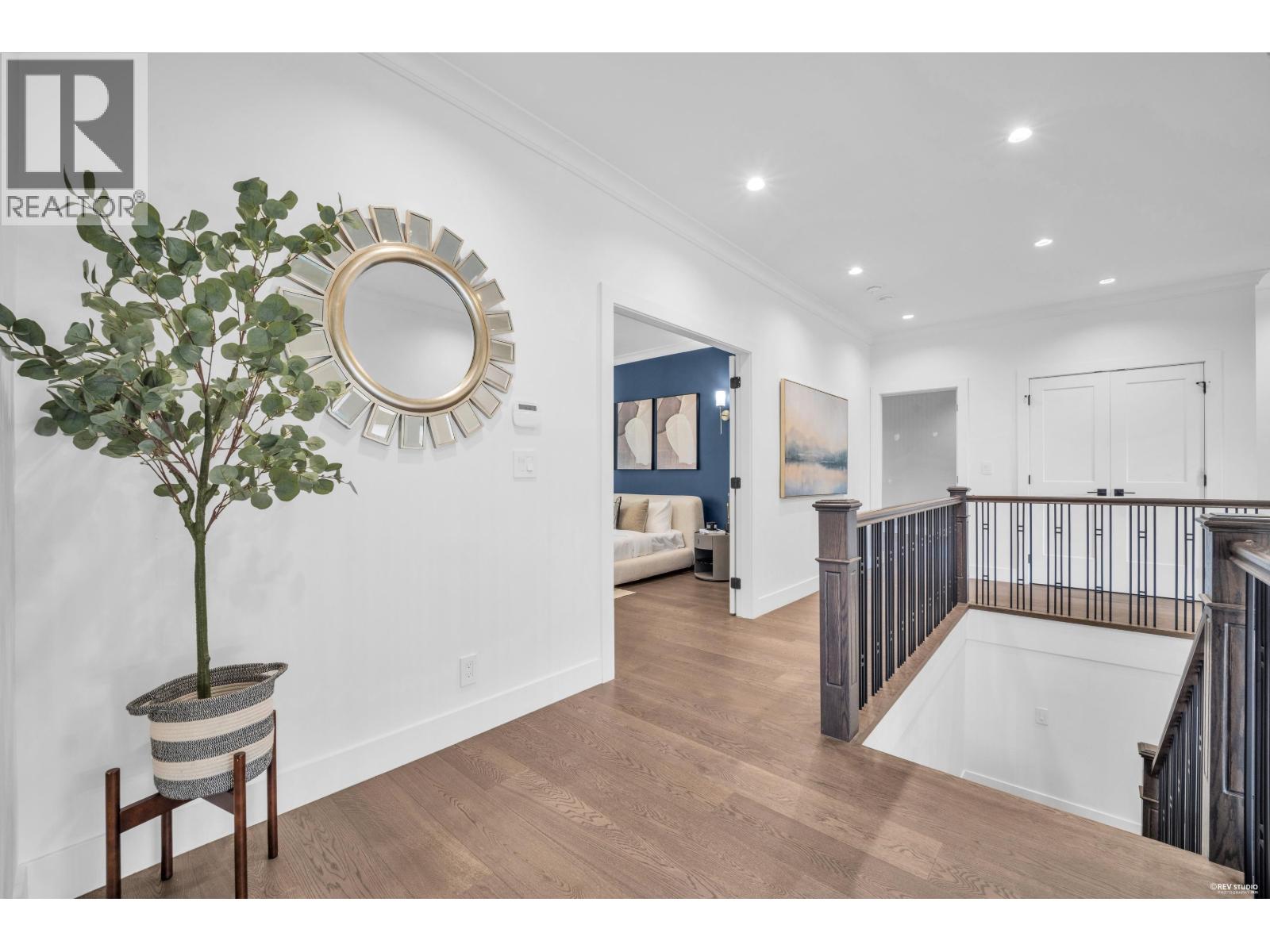 8631 ODLIN CRESCENT, Richmond