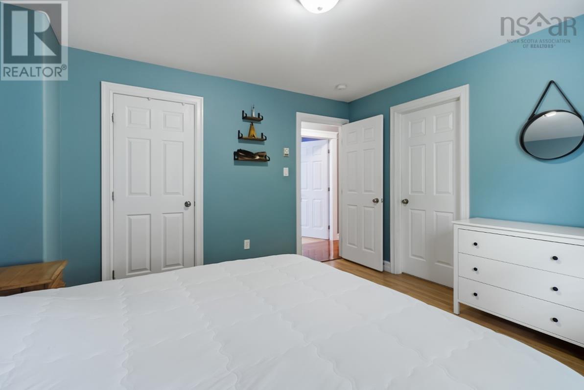 1211 Sackville Drive - 15