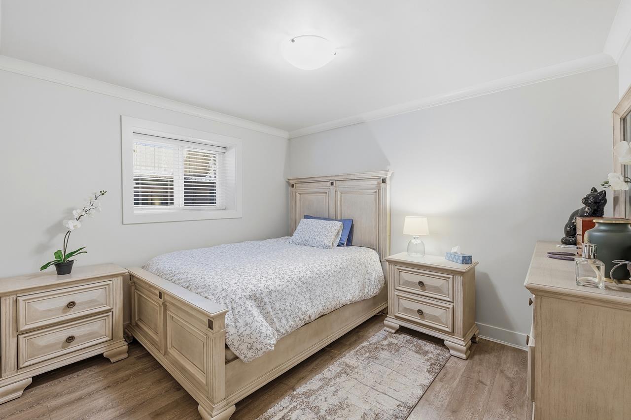 17351 3A AVENUE, Surrey
