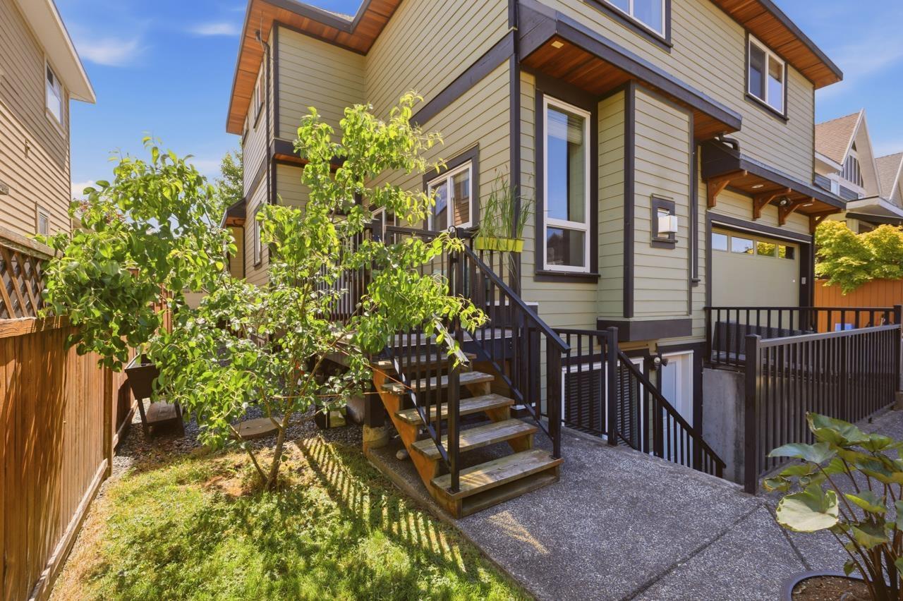 17351 3A AVENUE, Surrey