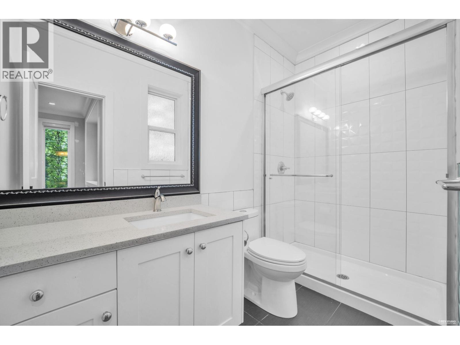 8631 ODLIN CRESCENT, Richmond