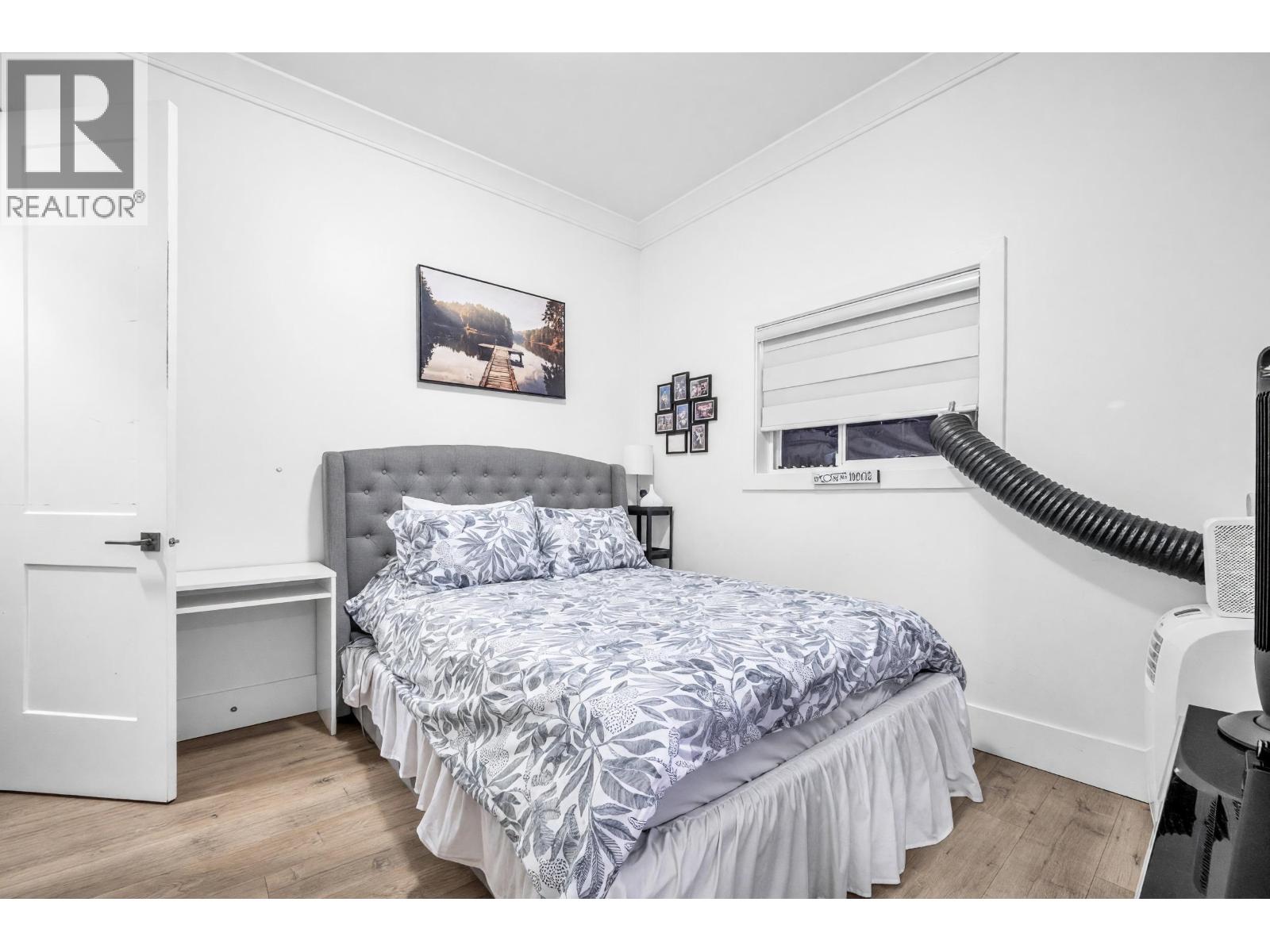 8631 ODLIN CRESCENT, Richmond