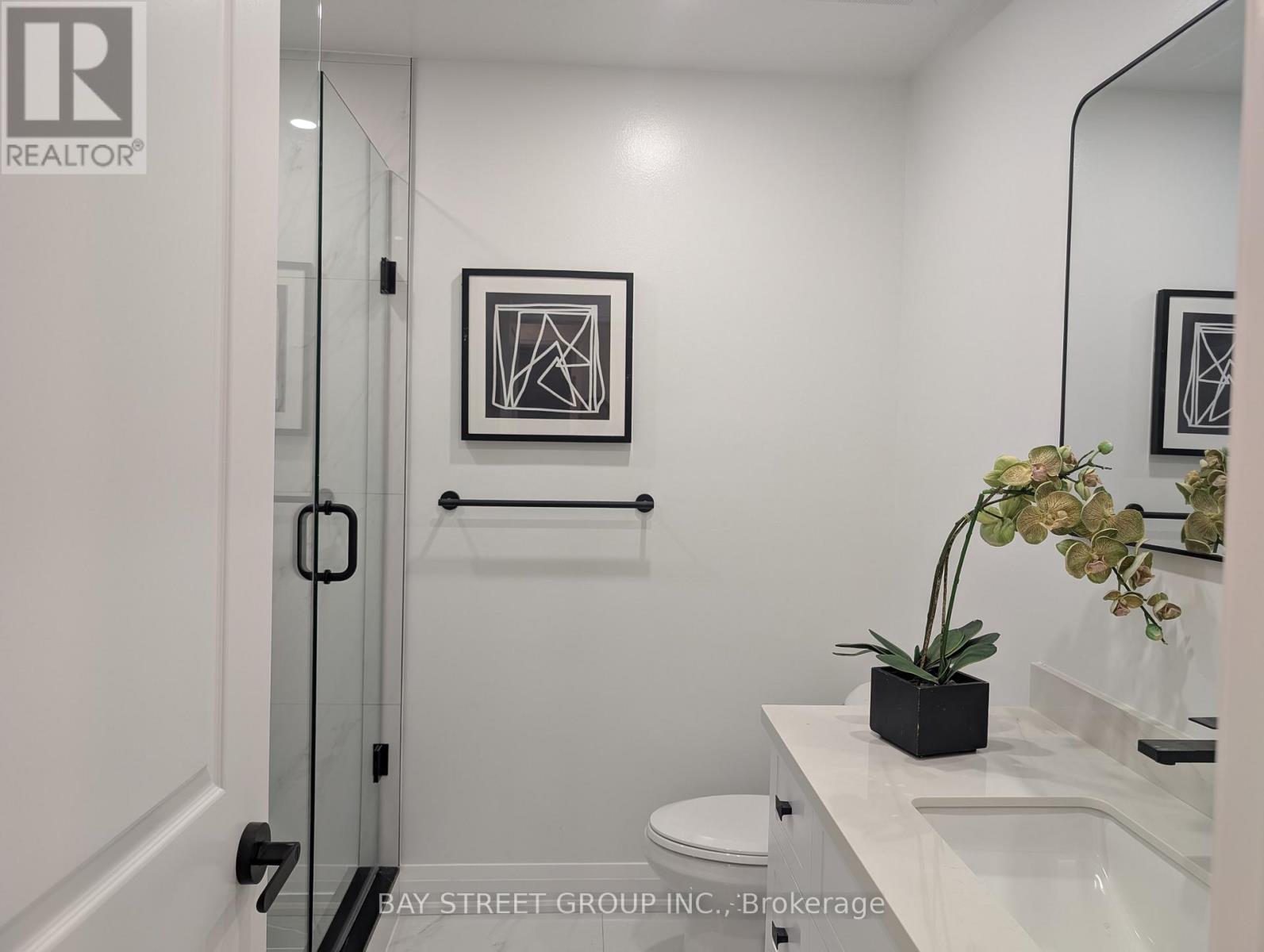 44 LILAC AVENUE - 12