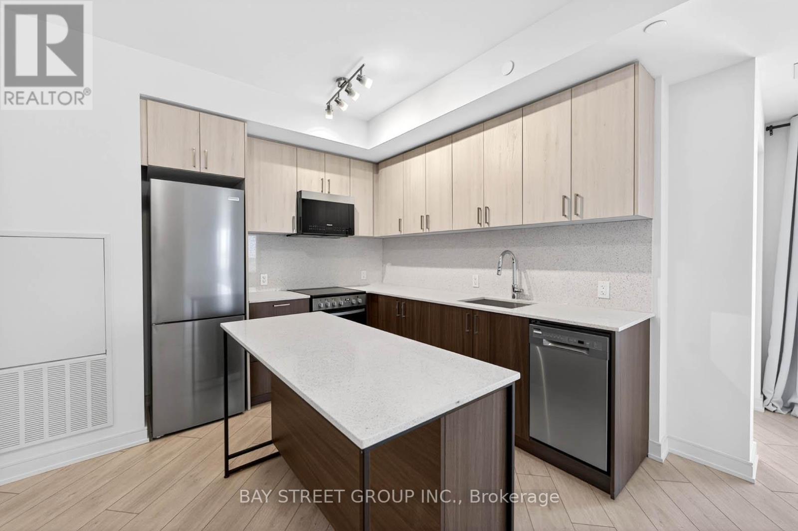 #1204 8020 DERRY ROAD - 17