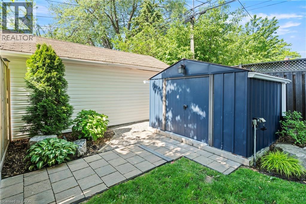 99 EDGEMONT Street N - 42