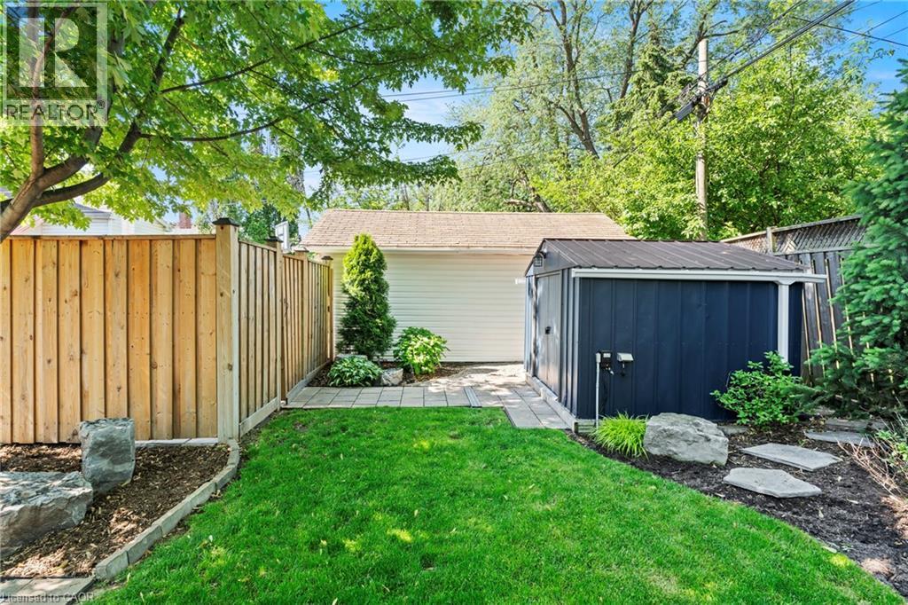 99 EDGEMONT Street N - 43