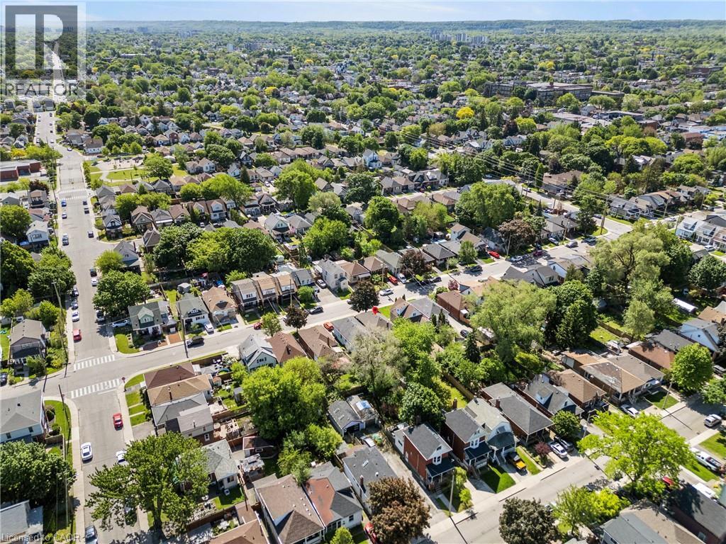 99 EDGEMONT Street N - 46