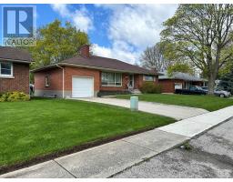 Pantry - 130 Gardiner Avenue E, Haldimand, ON N1A1A8 Photo 7