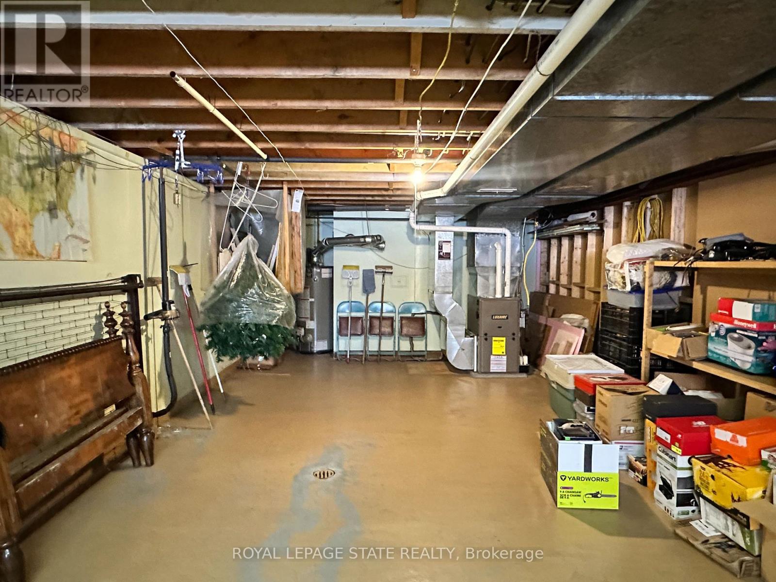130 GARDINER AVENUE E - 28