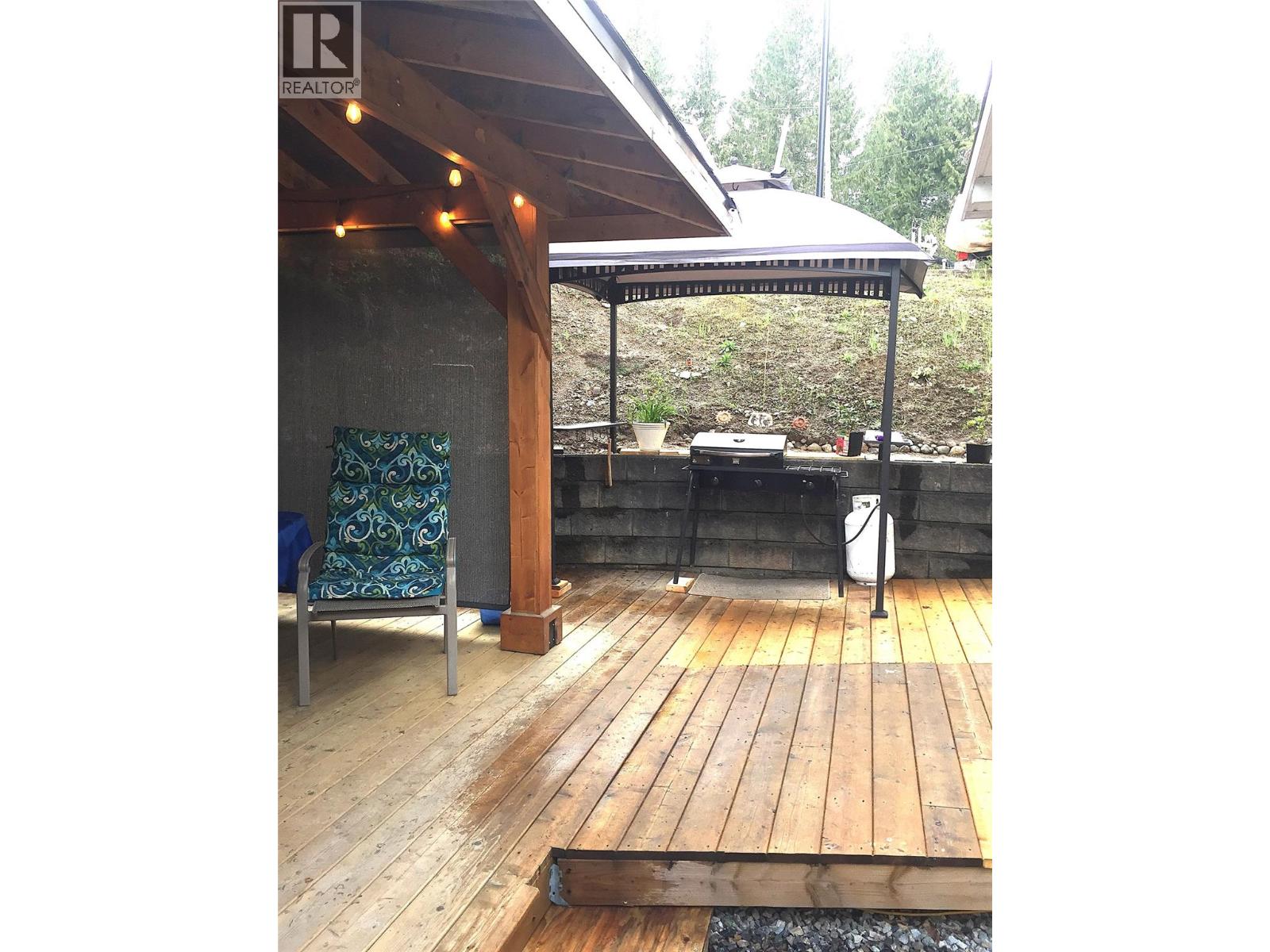 #39 3303 Mabel Lake Road - 10