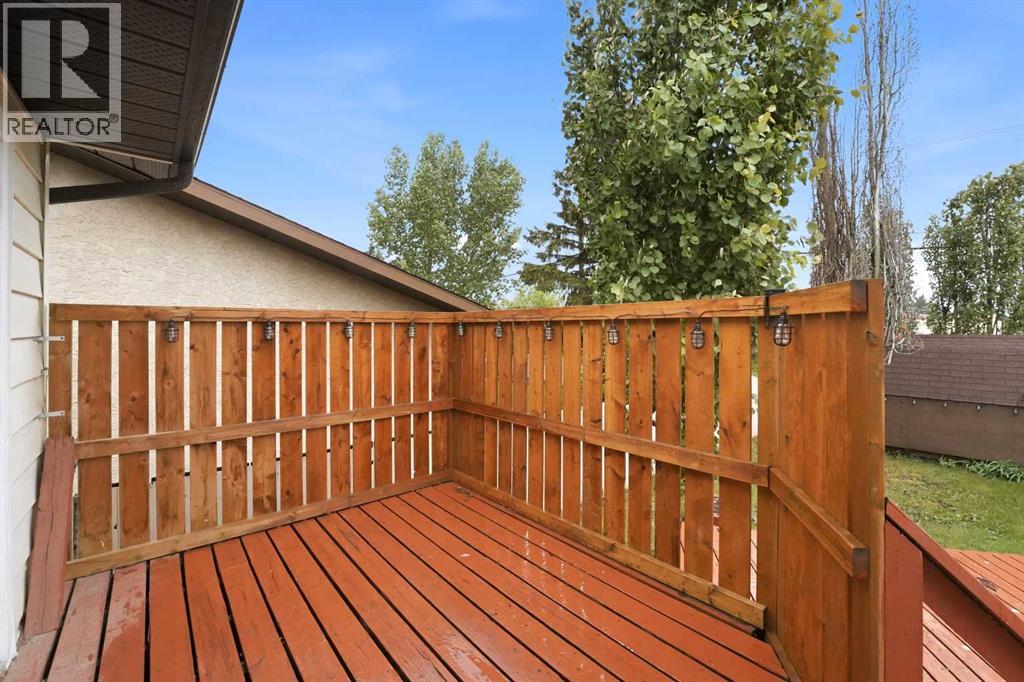 1 Hallgren Avenue - 32
