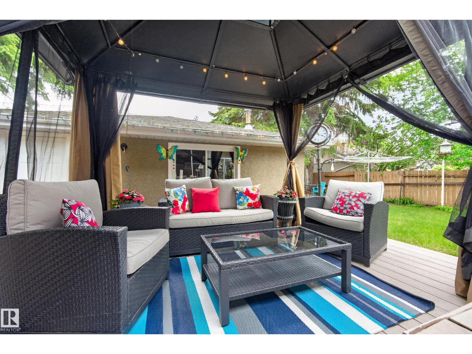 7307 86 AV NW - 44