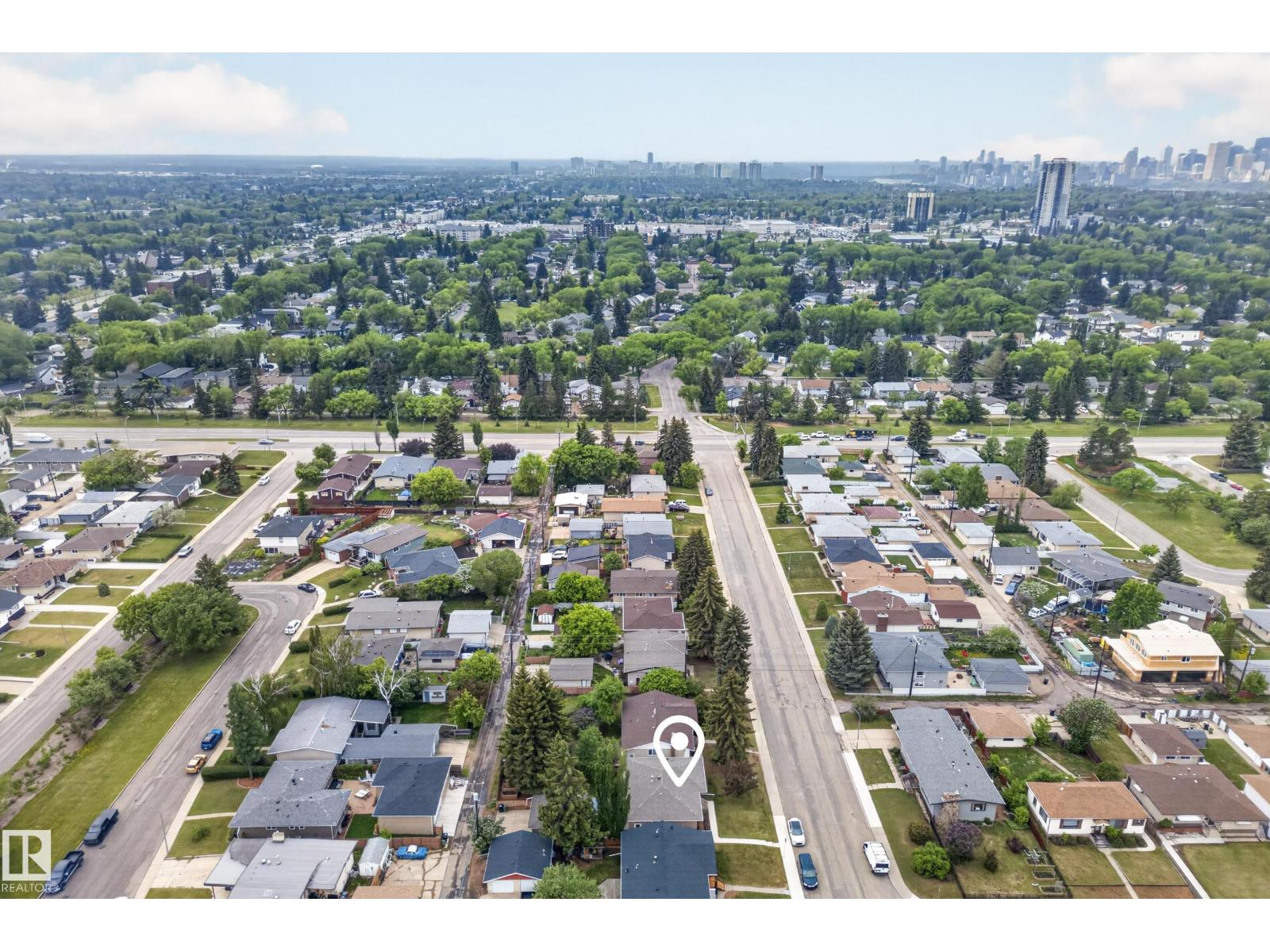 7307 86 AV NW - 56