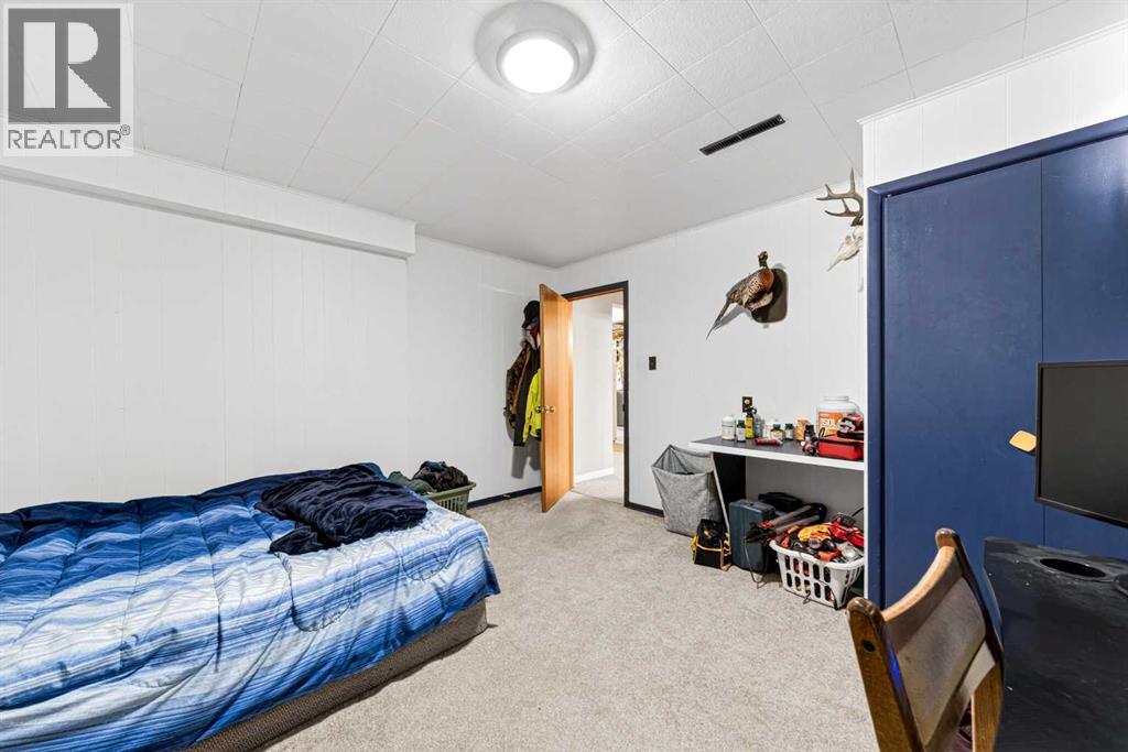 1813 123 STREET - 23