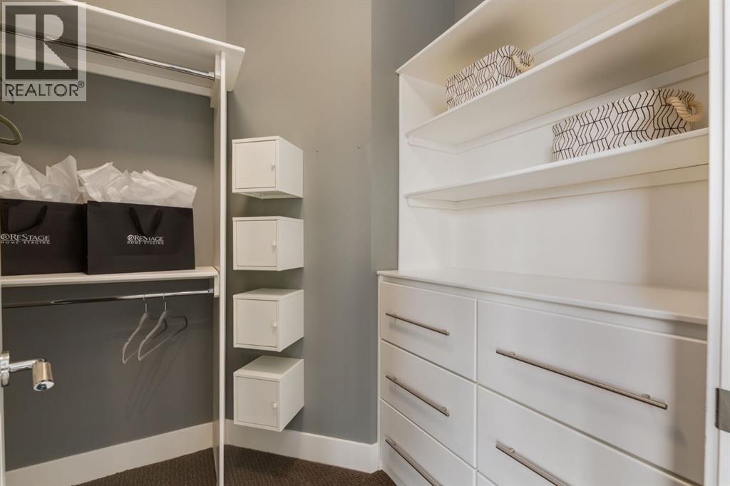 3924 18 Street SW - 27