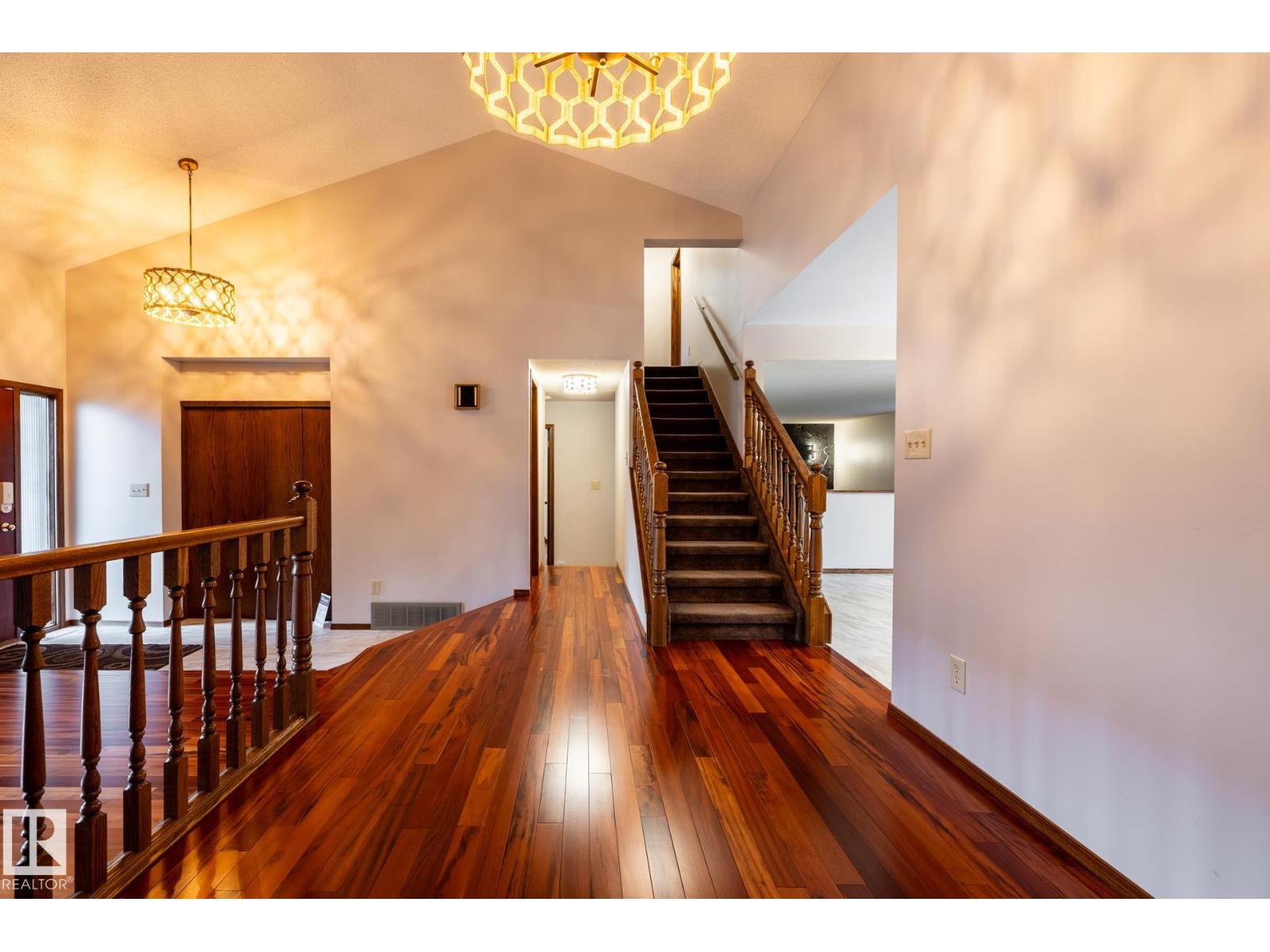 2609 49 ST NW - 18