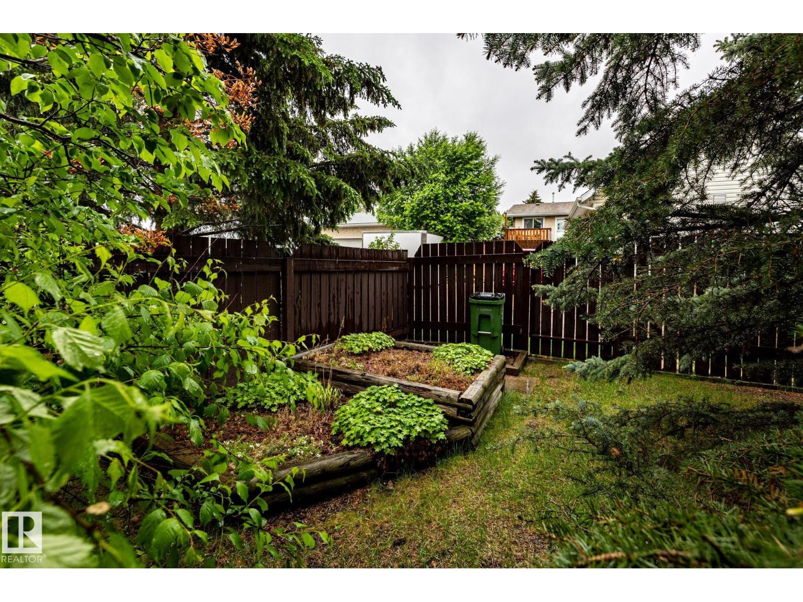 2609 49 ST NW - 48