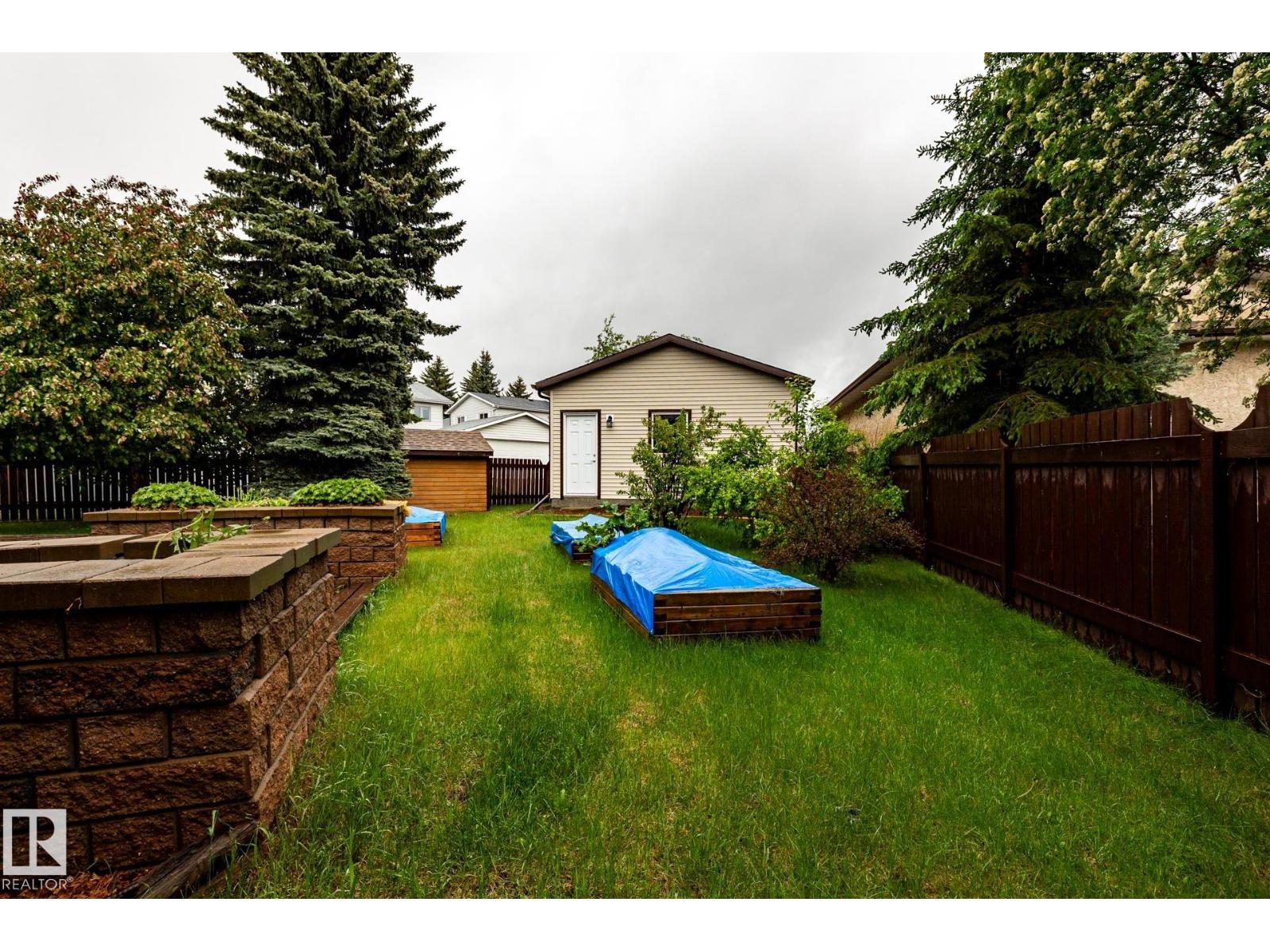 2609 49 ST NW - 40