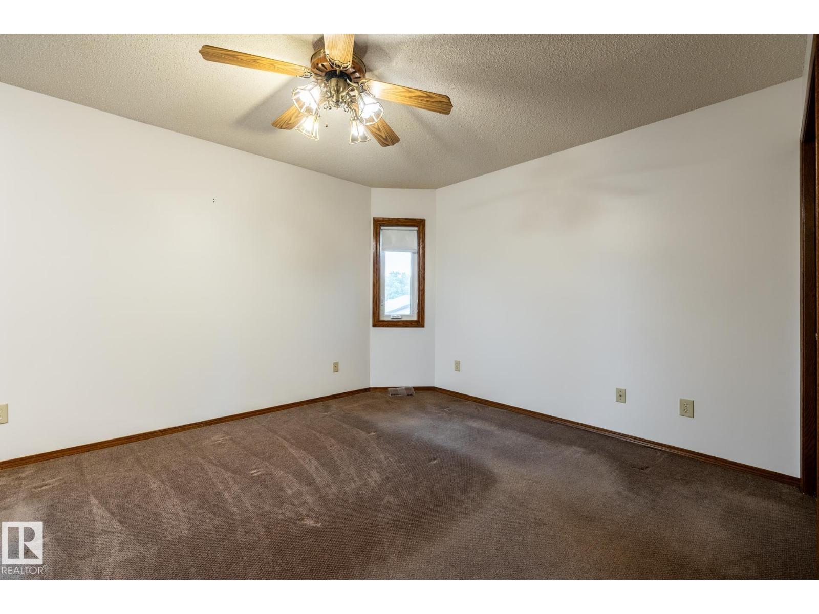 2609 49 ST NW - 24