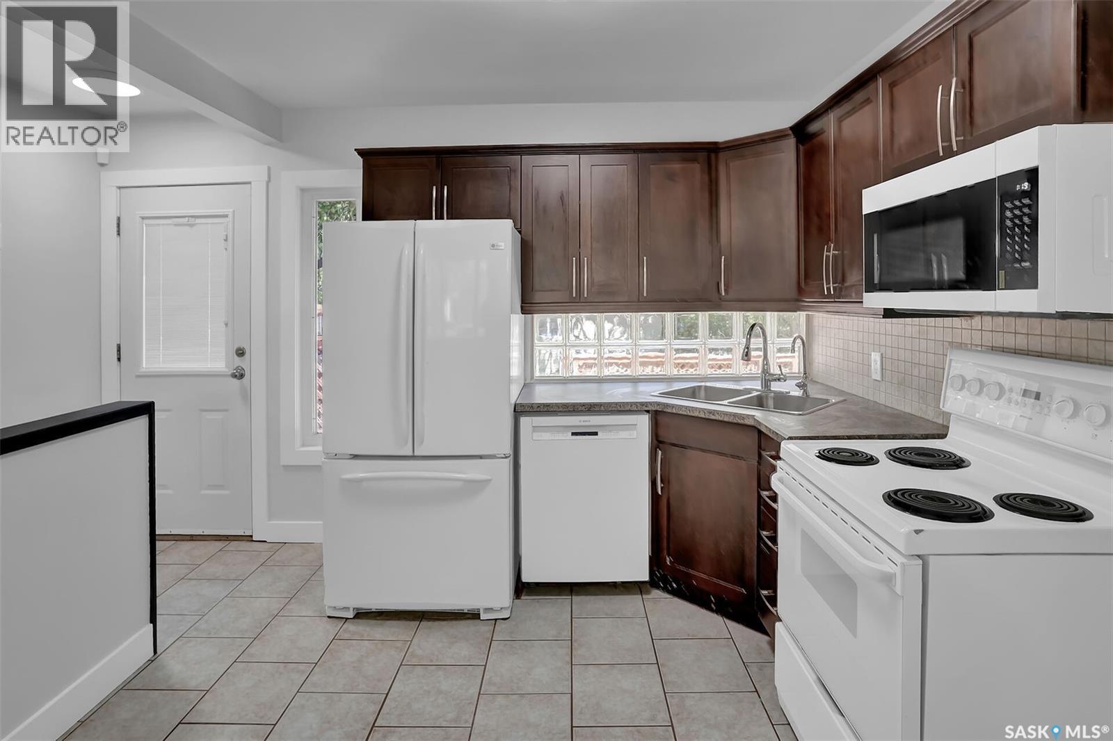 1357 Aberdeen STREET - 11