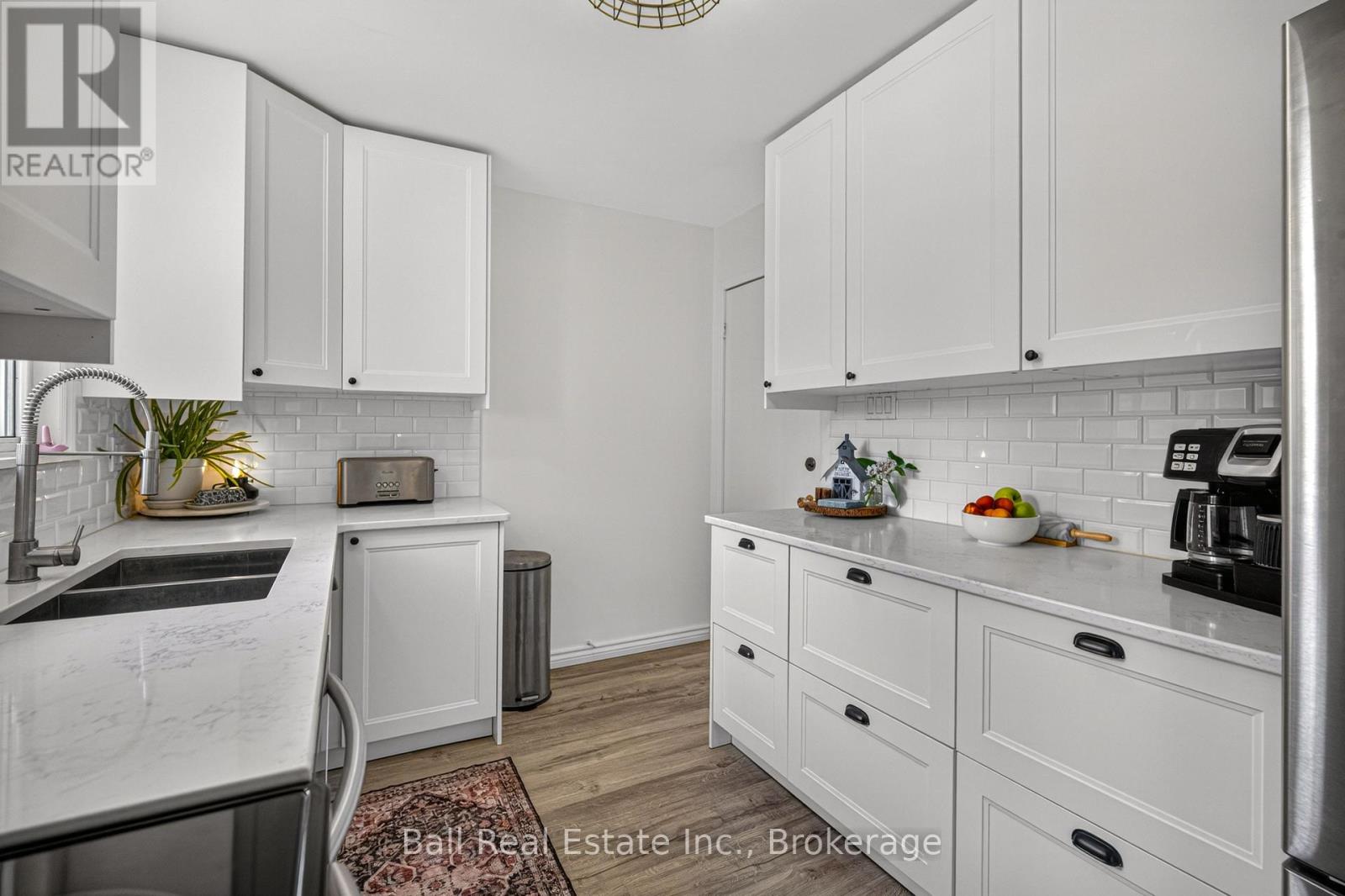 5 CHIPPEWA AVENUE - 12