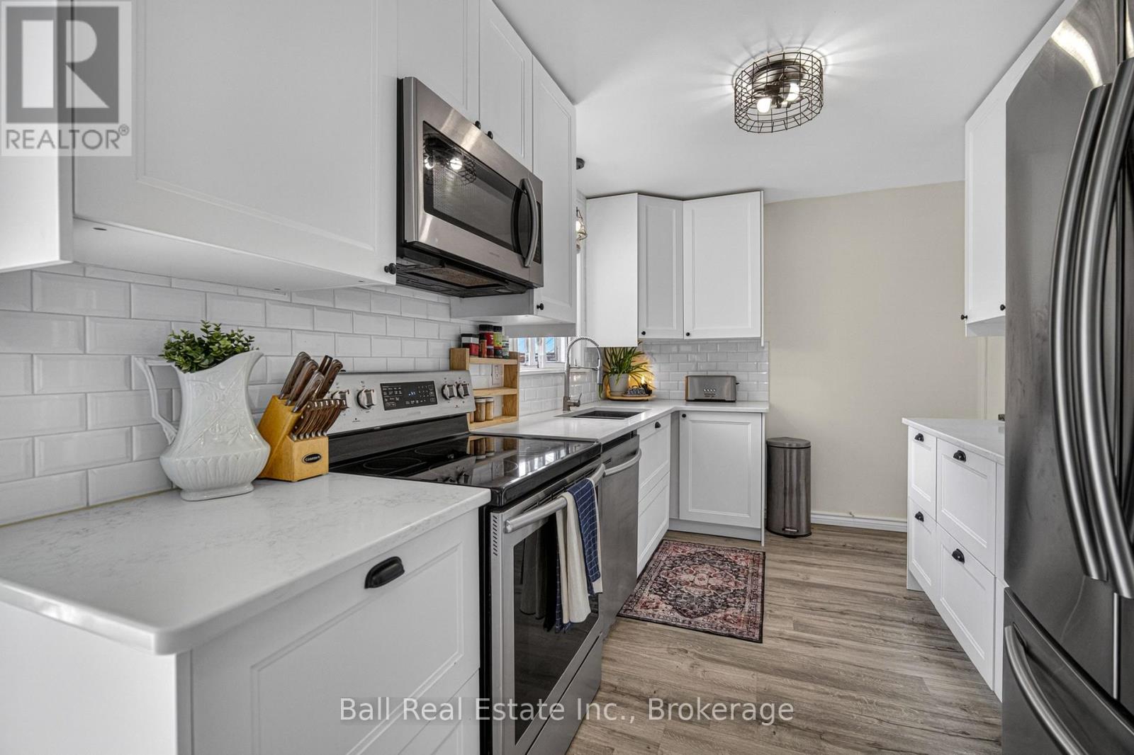 5 CHIPPEWA AVENUE - 11