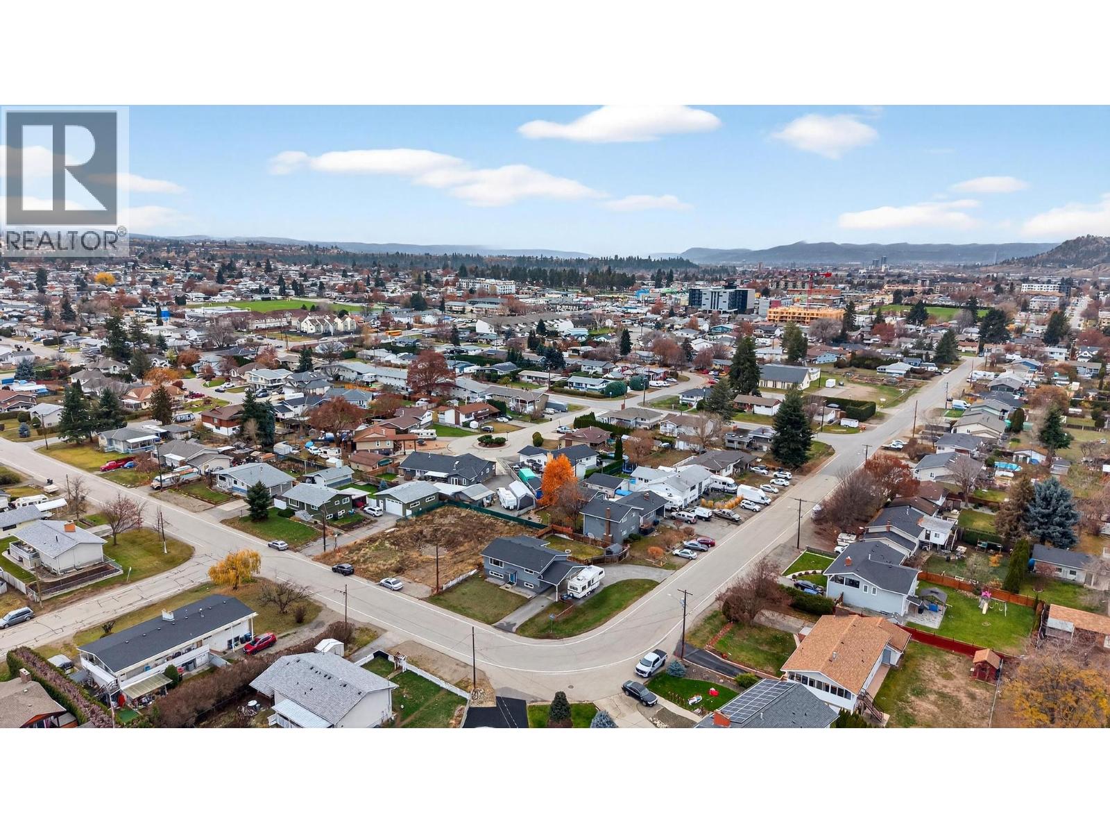 300 Langford Road - 43