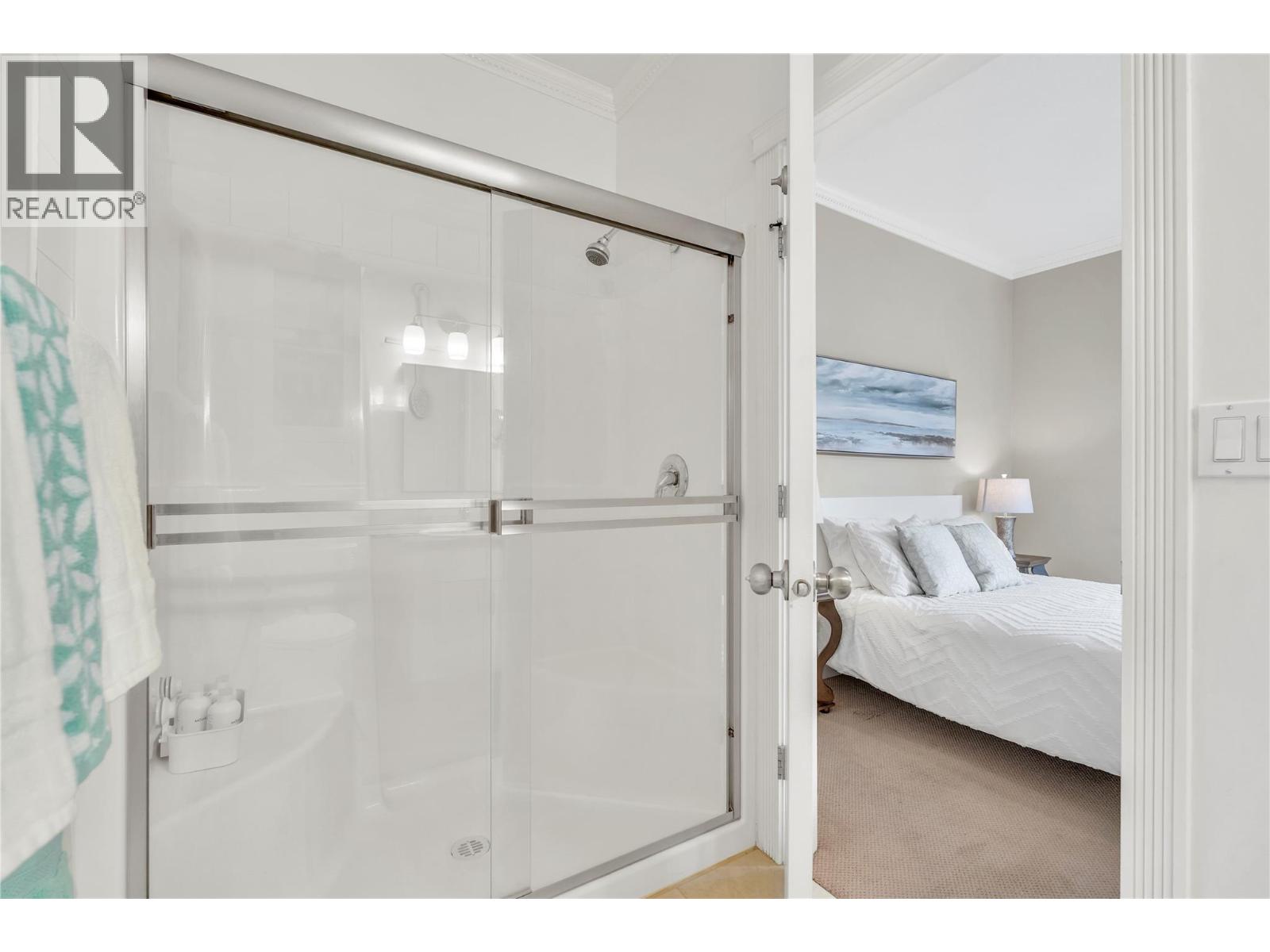 #109 1078 Burnaby Avenue - 14