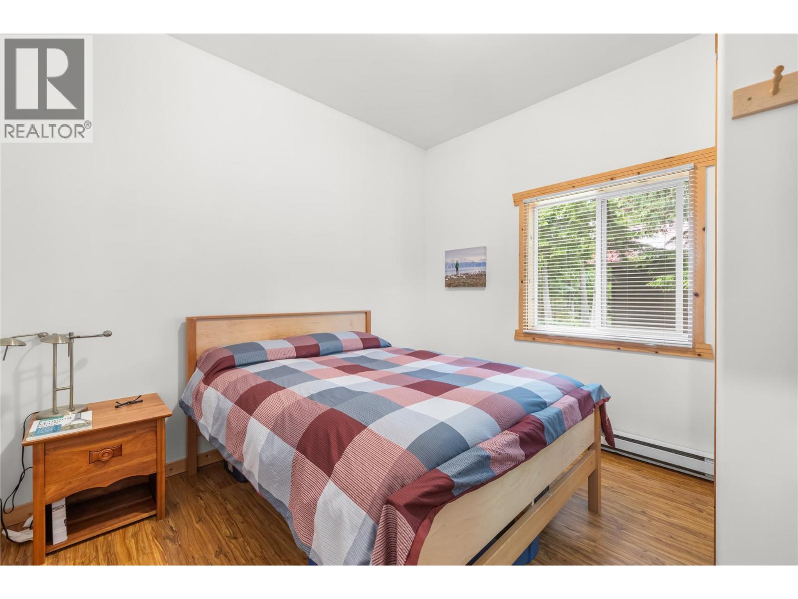 16424 Wadds Road, Crawford Bay
