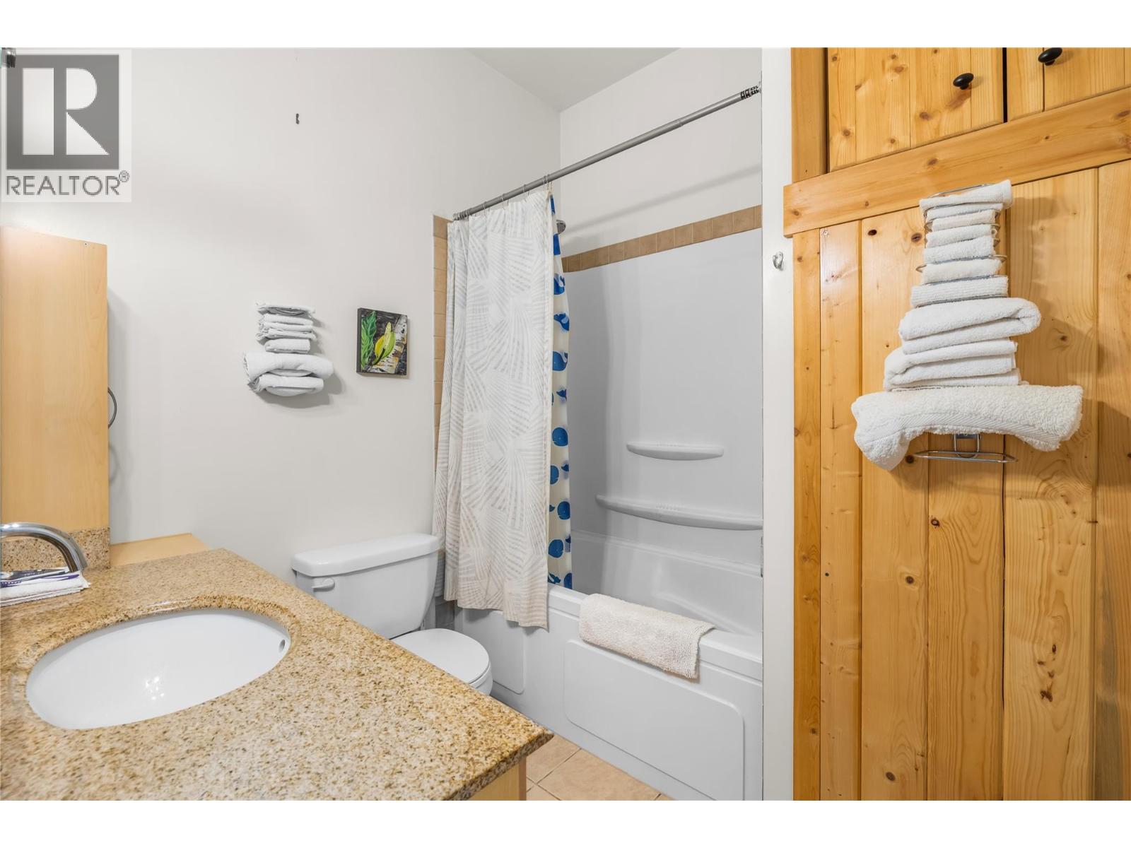 16424 Wadds Road, Crawford Bay